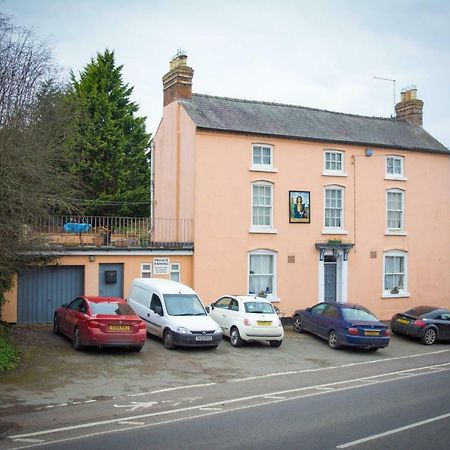 The Benbow Inn At Ruyton-Xi-Towns Экстерьер фото